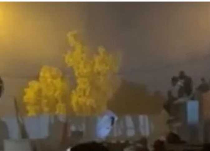 يوثق حدث اضرام النار في سفارة السويد أشكال التظاهر الغير سلمي 
 